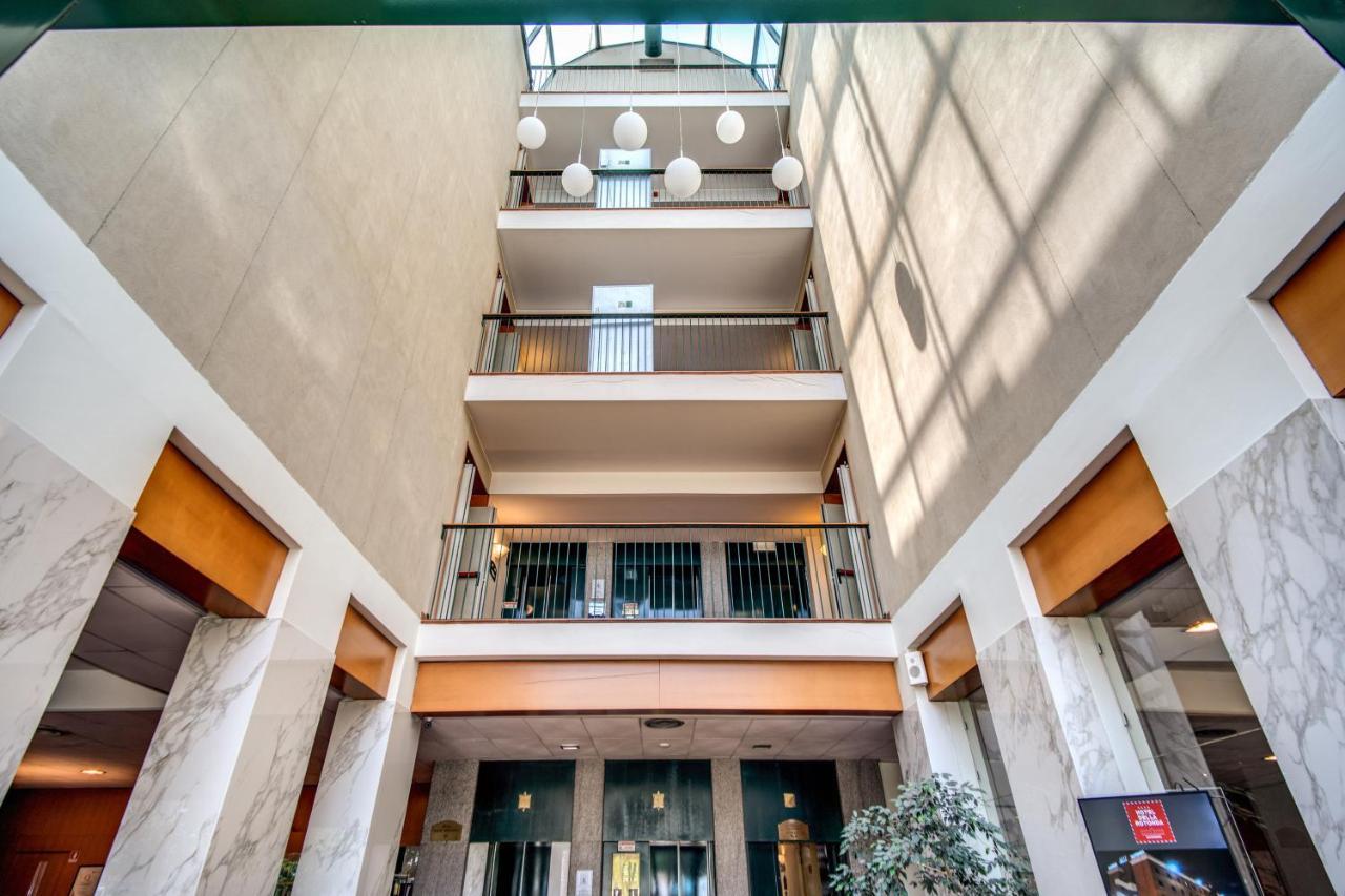 Hotel Della Rotonda Saronno Esterno foto