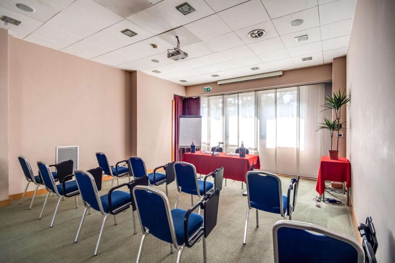 Hotel Della Rotonda Saronno Esterno foto