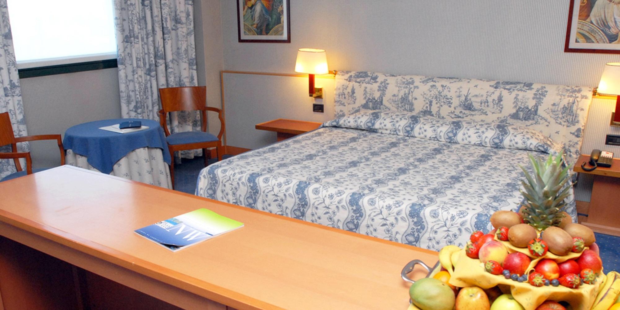 Hotel Della Rotonda Saronno Esterno foto