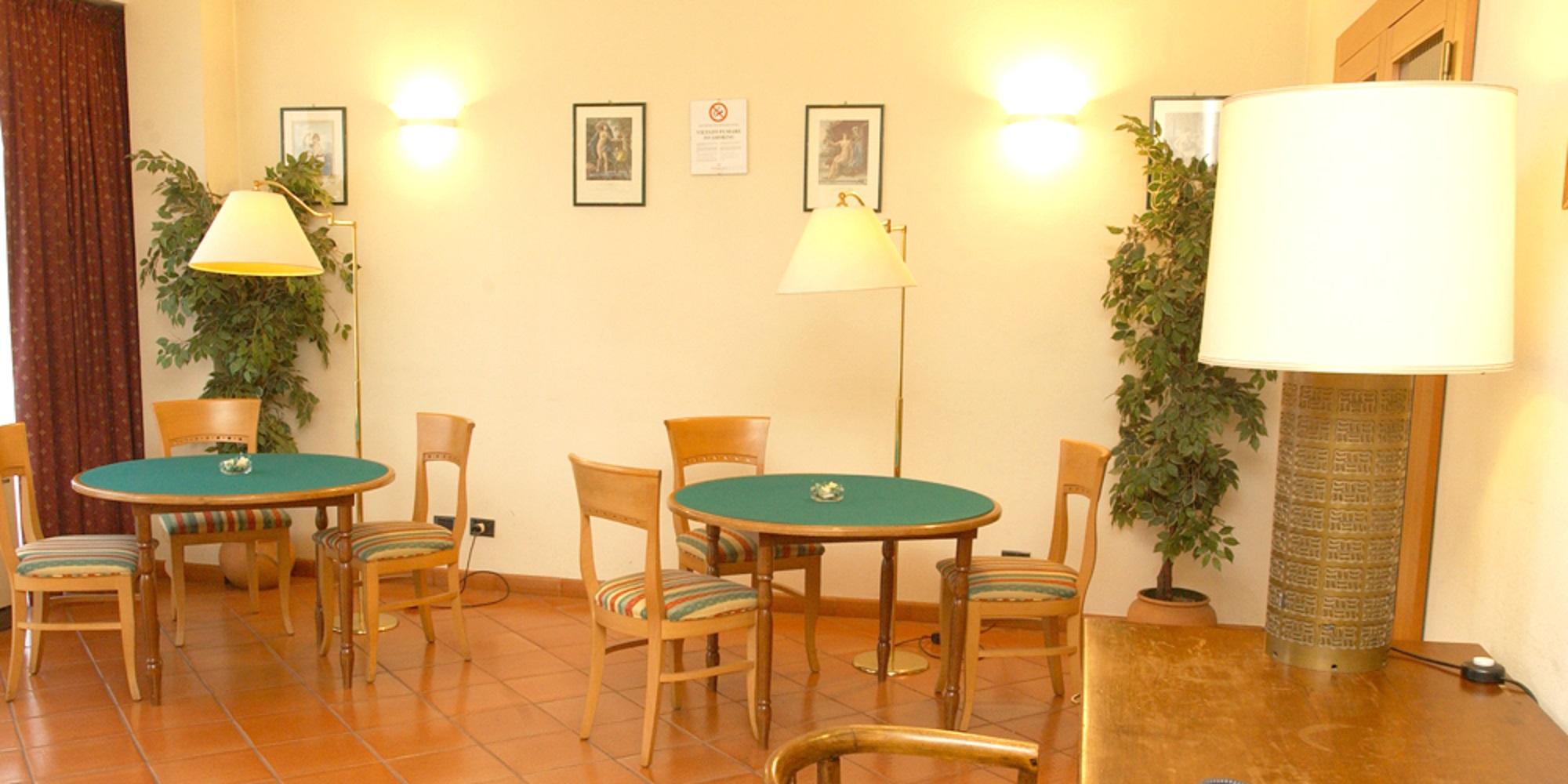 Hotel Della Rotonda Saronno Esterno foto