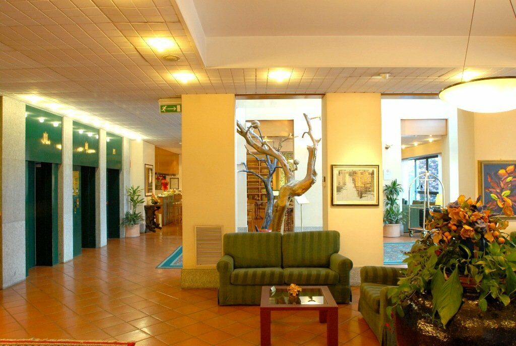 Hotel Della Rotonda Saronno Esterno foto